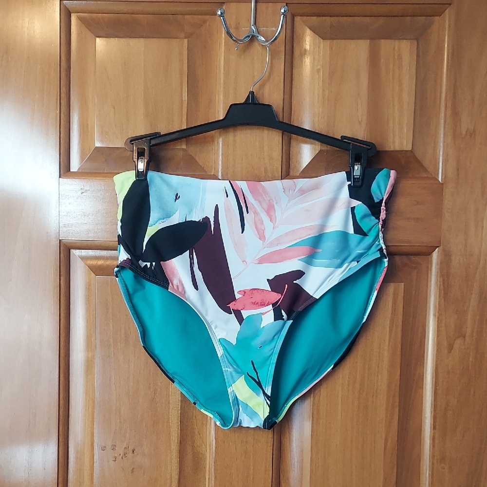 Sonnet Shores High Waisted Tropical Full Coverage Swim Bottom, Size 16, Like New
